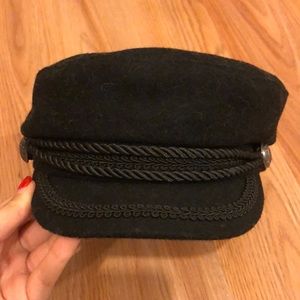 H&M black felt conductors hat sz M